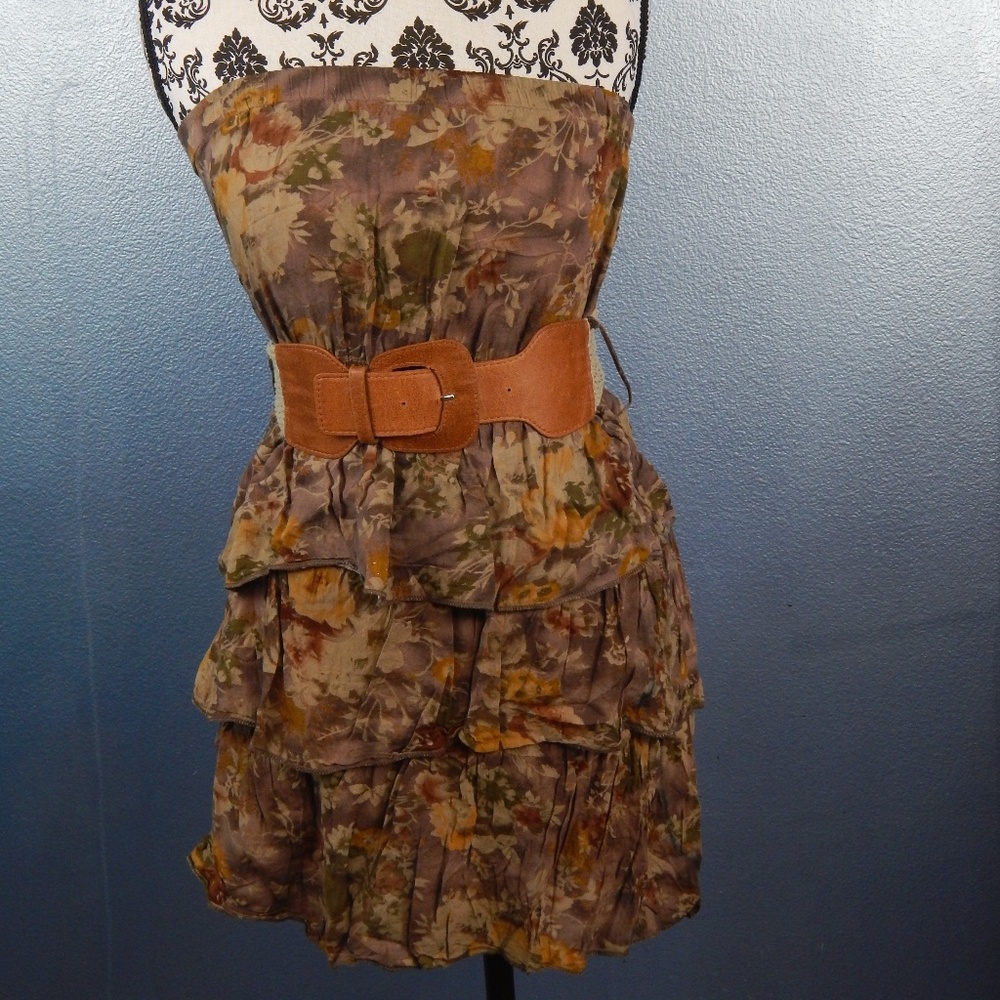 Mine brown floral dainty dress